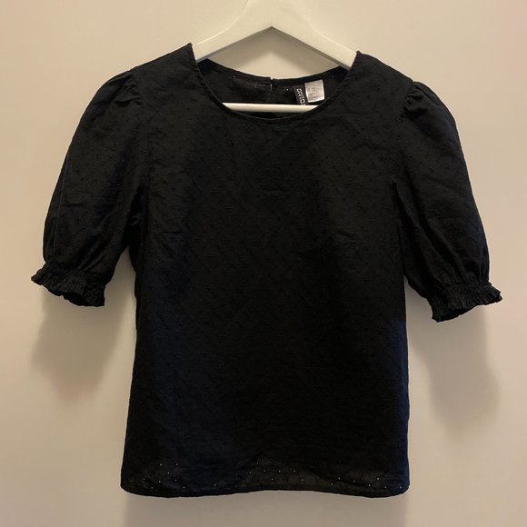 H&M Eyelet Embroidered Top - Picture 2 of 4